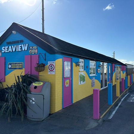 Seaview 190 - Ingoldmells - Pet Friendly, Wifi, Bed Linen - Close To Beach And Fantasy Island - Meadow Lakes Caravan & Lodge Hire Exterior foto